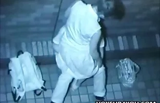 A Sissi do marido submisso fodeu filme pornô desenho animado o rabo num vídeo caseiro.