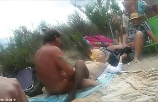 A Sexiijane adora chupar a filme pornô gozando dentro pila do papá !!