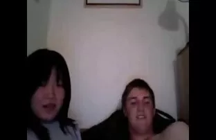 A rapariga dominante os melhores filme pornô de 2020 cavalga a cara com a rata nua em vídeo Amador até conseguir