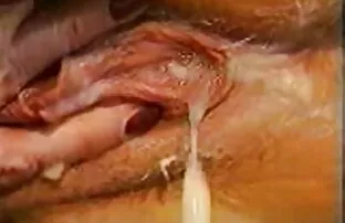 Linda cara de Ladyboy anal e acção vídeo pornô grátis brasileiro de Punheta