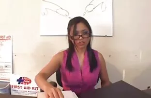 Raparigas com um rabo videos porno gratuito redondo, deepthroat e um caralho gordo.