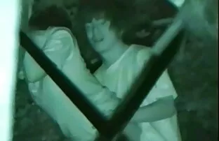 O SexyMargaux filmes pronogaficos masturba-se com uma pila alienígena!