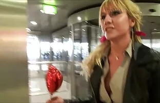 Dois jovens filme pornô menina de menor adoram anal