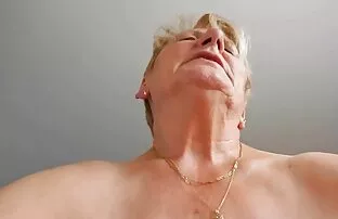 A avó filme pornô só as top Militar fode em casernas.