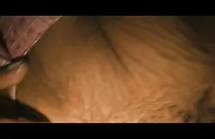 Doce adolescente com seios grandes suga uma grande pila preta vídeo pornô brasileirinha 2020