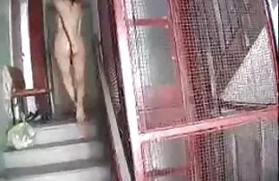 O jovem mulherengo de soutien Chupa pilas duras filme de pornô de menina virgem e vagabundos no pau de Rafes