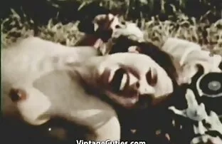 Anjo Selvagem fodido por Dupla penetração depois vídeo de pornô de menina virgem de brincar com vibrador