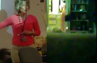 A morena gorducha Lola alimenta a Rata com um grande vibrador castanho filme pornô com japonesas